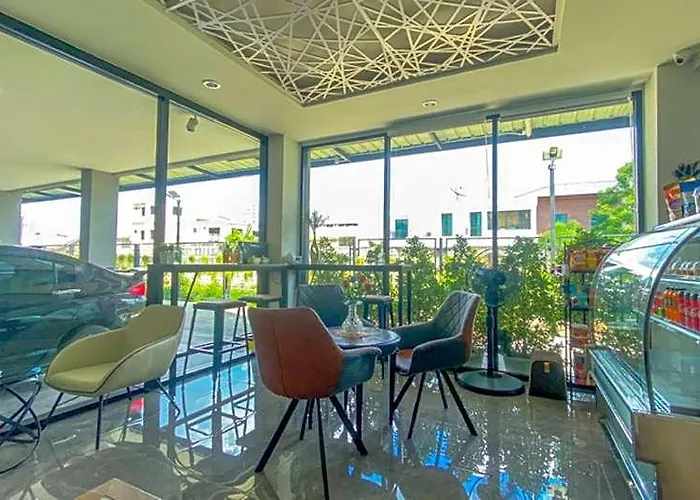 Plearnwan Deluxe Mansion Bangkok