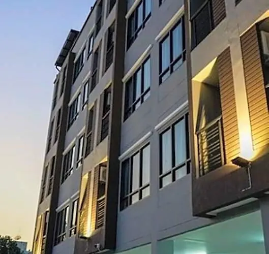 Plearnwan Deluxe Mansion Hotel 3*