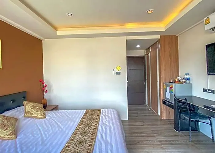 Plearnwan Deluxe Mansion Hotel 3*